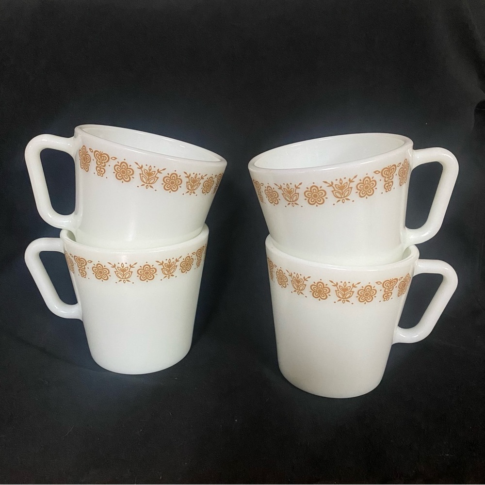 Pyrex Butterfly Gold mugs